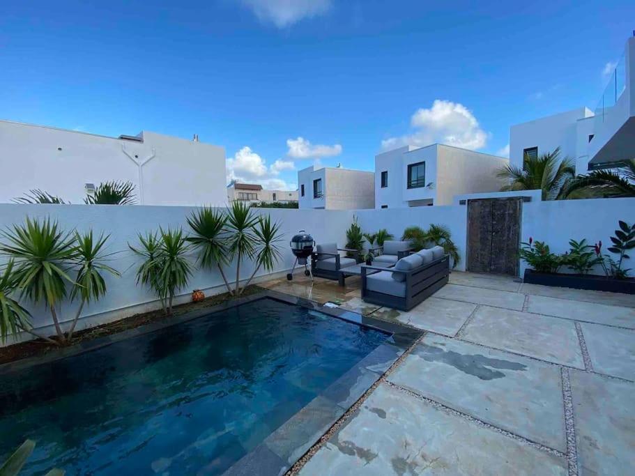Magnifique Villa Avec Piscine Grand Baie Exterior foto